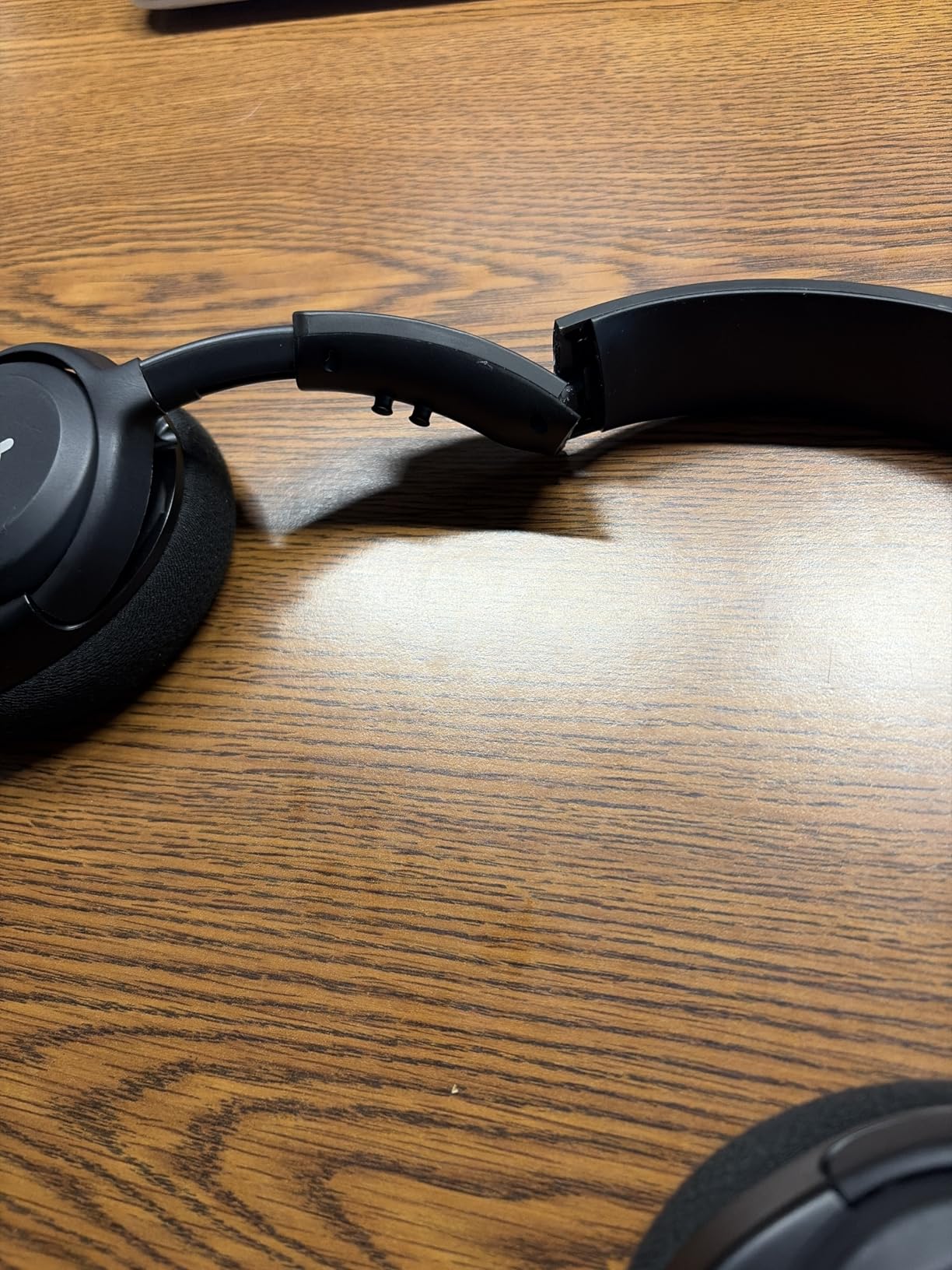 SteelSeries Arctis Nova 5X Wireless Multi-System Gaming Headset — Neodymium Magnetic Drivers — 100+ Audio Presets — 60 HR Battery — 2.4GHz or BT — ClearCast Gen2.X Mic — Xbox, PC, PS, Switch, Mobile customer photo 1