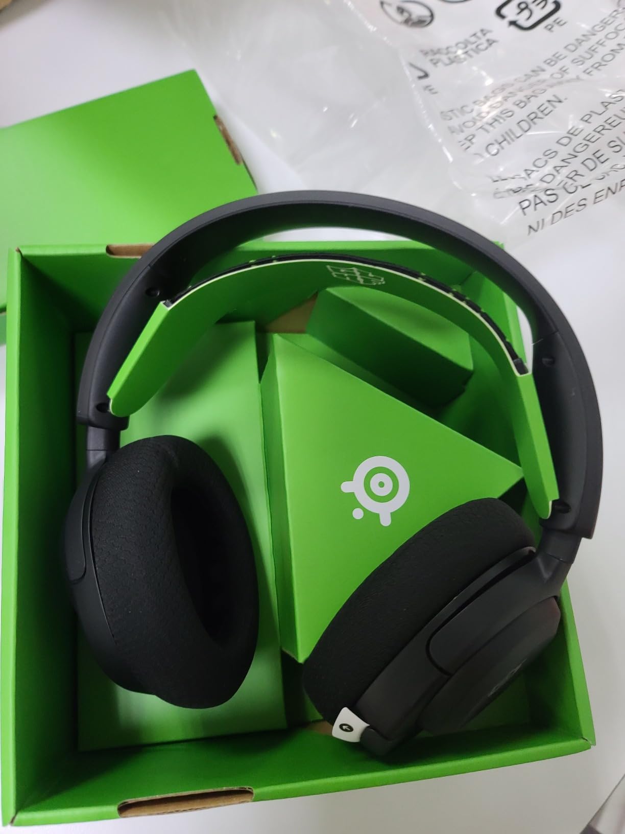 SteelSeries Arctis Nova 5X Wireless Multi-System Gaming Headset — Neodymium Magnetic Drivers — 100+ Audio Presets — 60 HR Battery — 2.4GHz or BT — ClearCast Gen2.X Mic — Xbox, PC, PS, Switch, Mobile customer photo 2