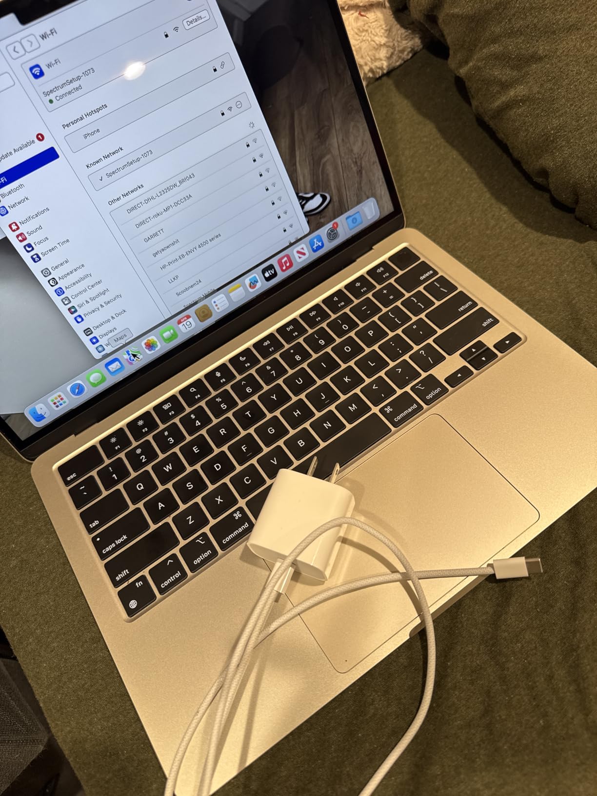MacBook Air M3 13-inch customer photo 1