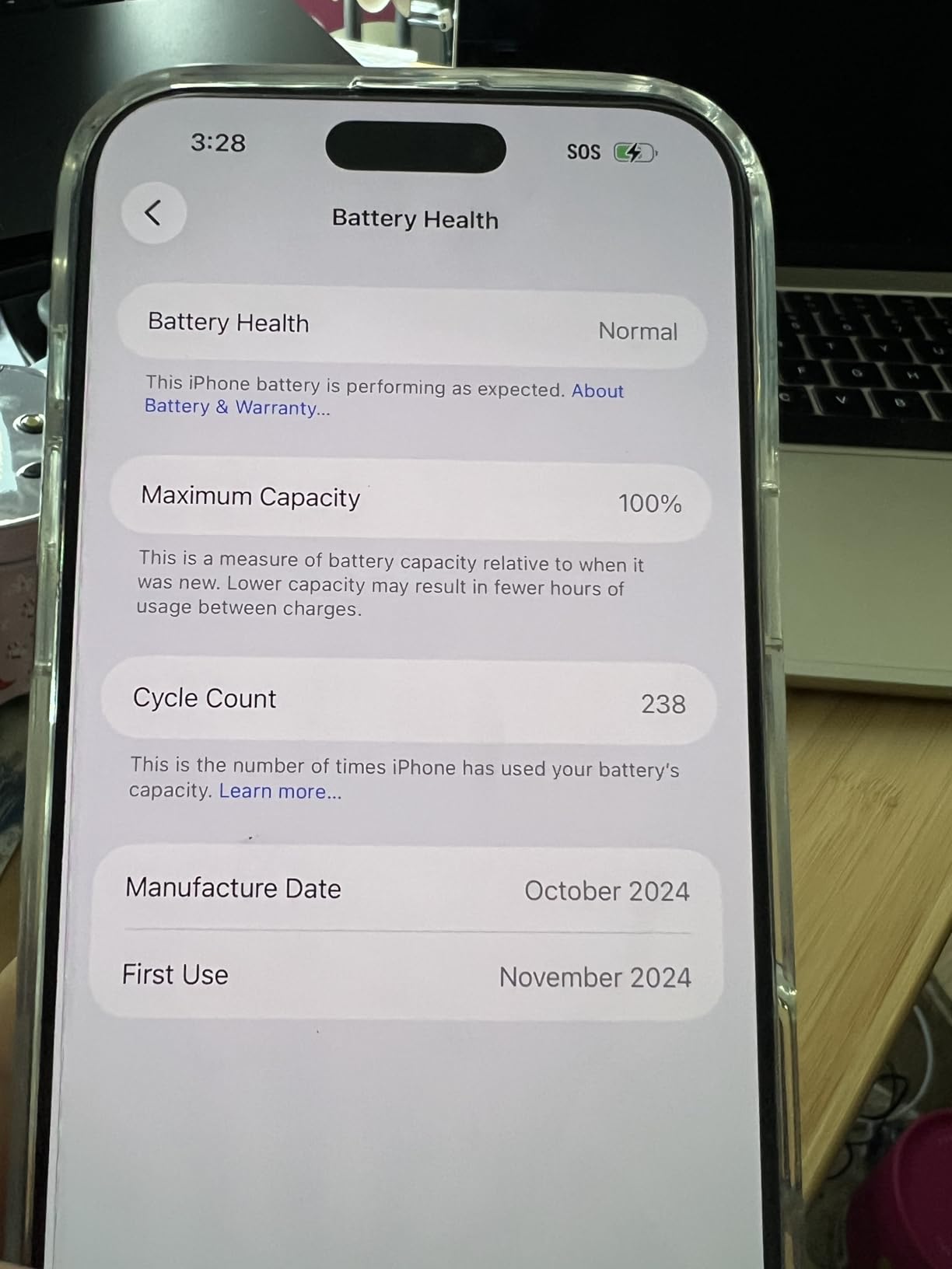 Apple iPhone 16 Pro Max customer photo 2