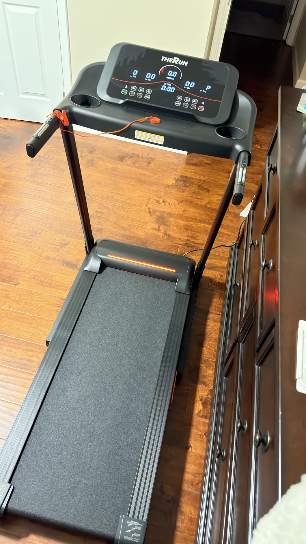 THERUN Home Treadmill with Incline 15% Auto Adjust, 3.0 HP Treadmill with LED Strip, Heart Rate Monitoring Incline,16.5