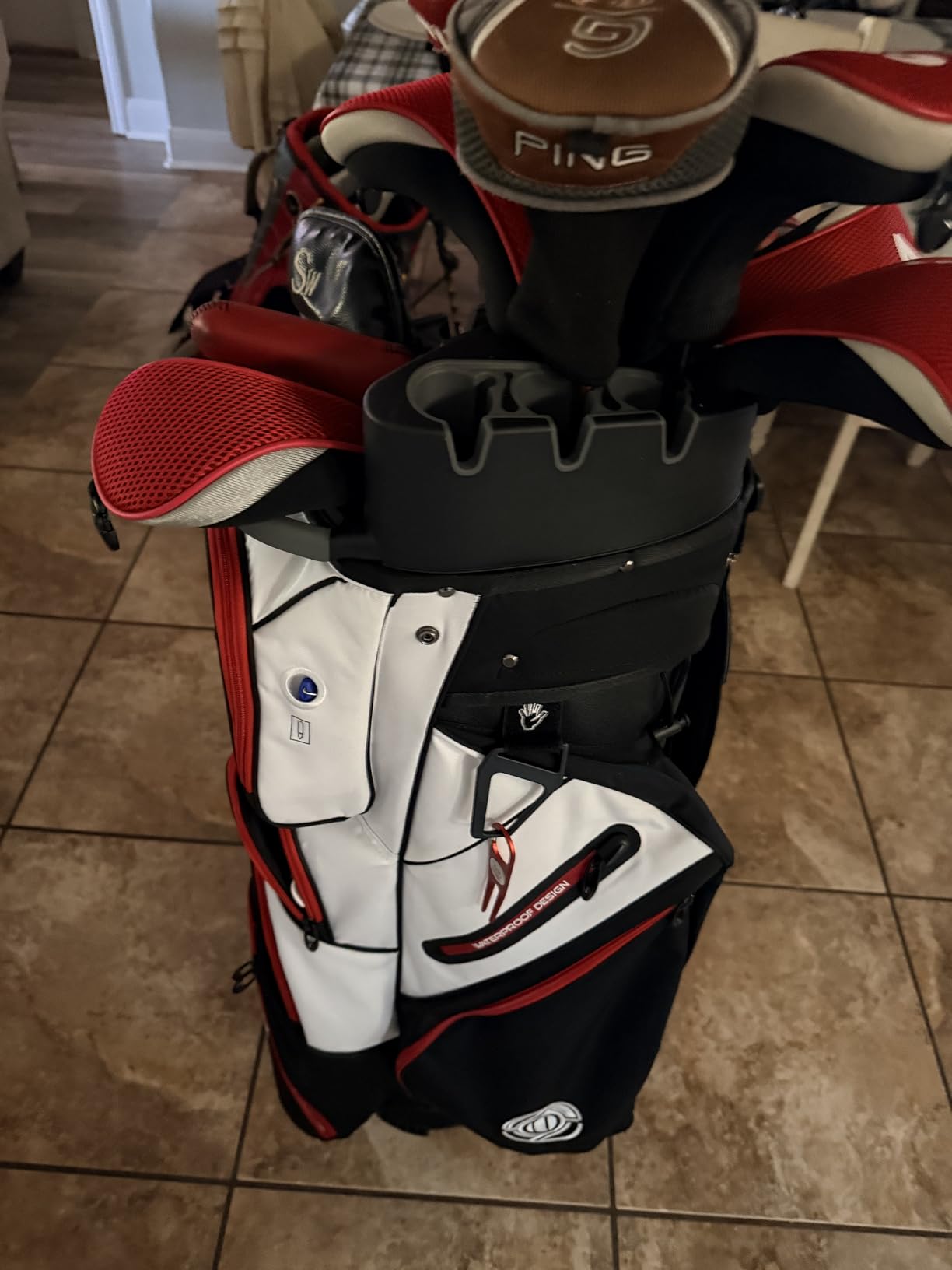 Shopsource 14 Way Golf Cart Bag with Molded Lock Top n Upgrade 900D Oxford customer photo 2