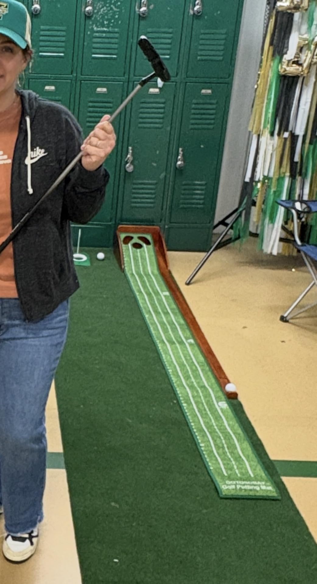 Putting Green Indoor,Golf Putting mat with Auto Ball Return – Premium Golf Putting Mat for Home, Office, or Outdoors – Golf Gift for Men & Women, Practice Anywhere customer photo 2