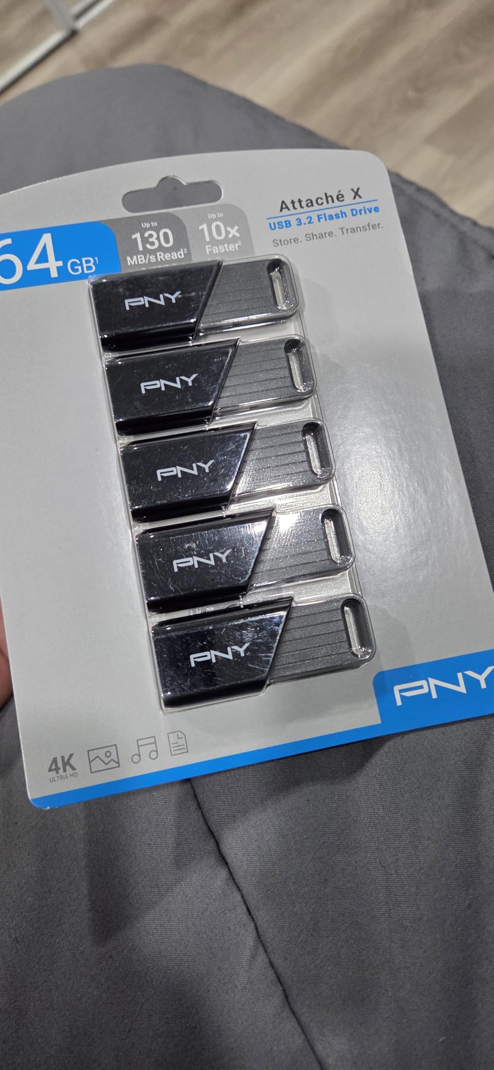 PNY 256GB Attaché X USB 3.2 Gen 1 Flash Drive customer photo 2