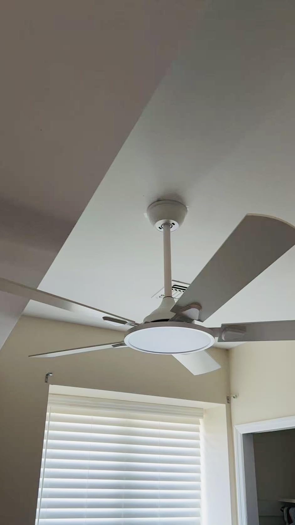 OJX 52 Inch Ceiling Fans with Lights and Remote/APP Control customer photo 2