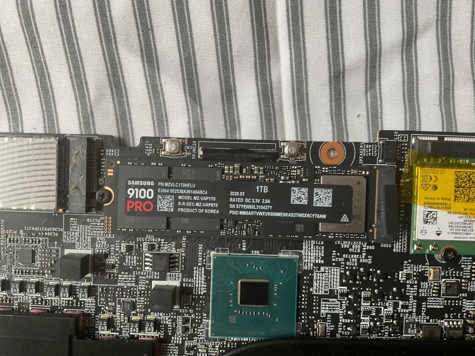 Samsung SSD 9100 PRO 2TB, PCIe 5.0x4 M.2 2280, Up to 14,700MB/s customer photo 2