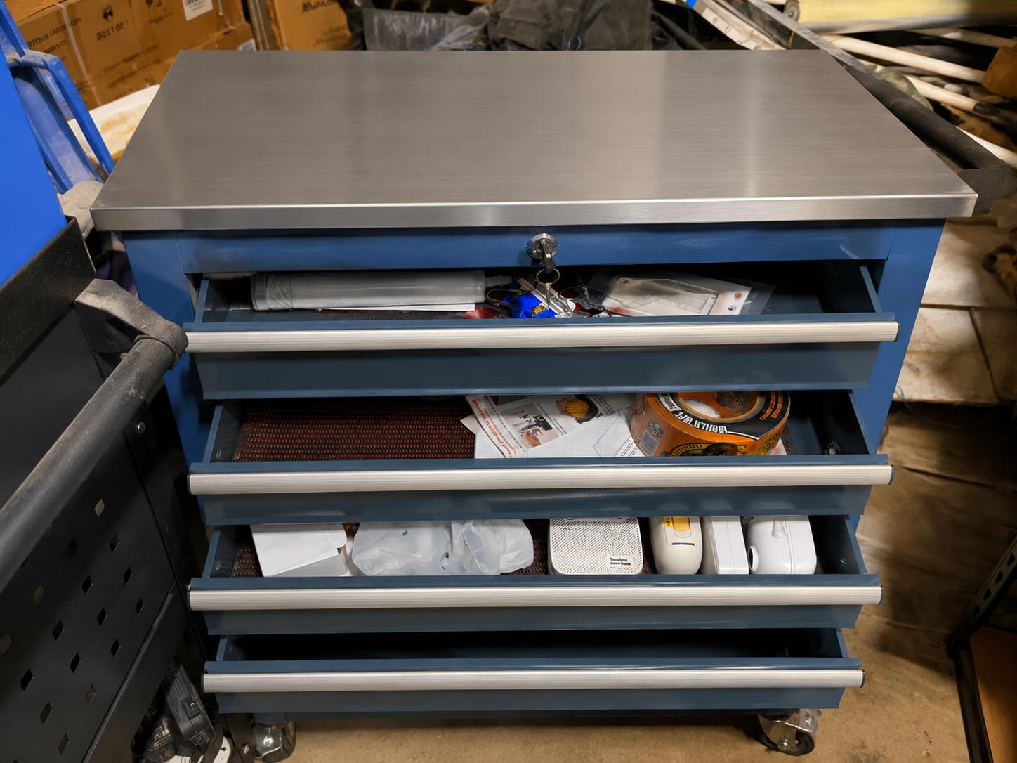 LARBANKE 5-Drawer Rolling Tool Chest with Stainless CounterTop,Tool Chest with Keyed Locking System, with Wheels and Foot Pads,Rolling Tool Cabinet with Drawer Liners,Unique Link Buckle for Connecting customer photo 2