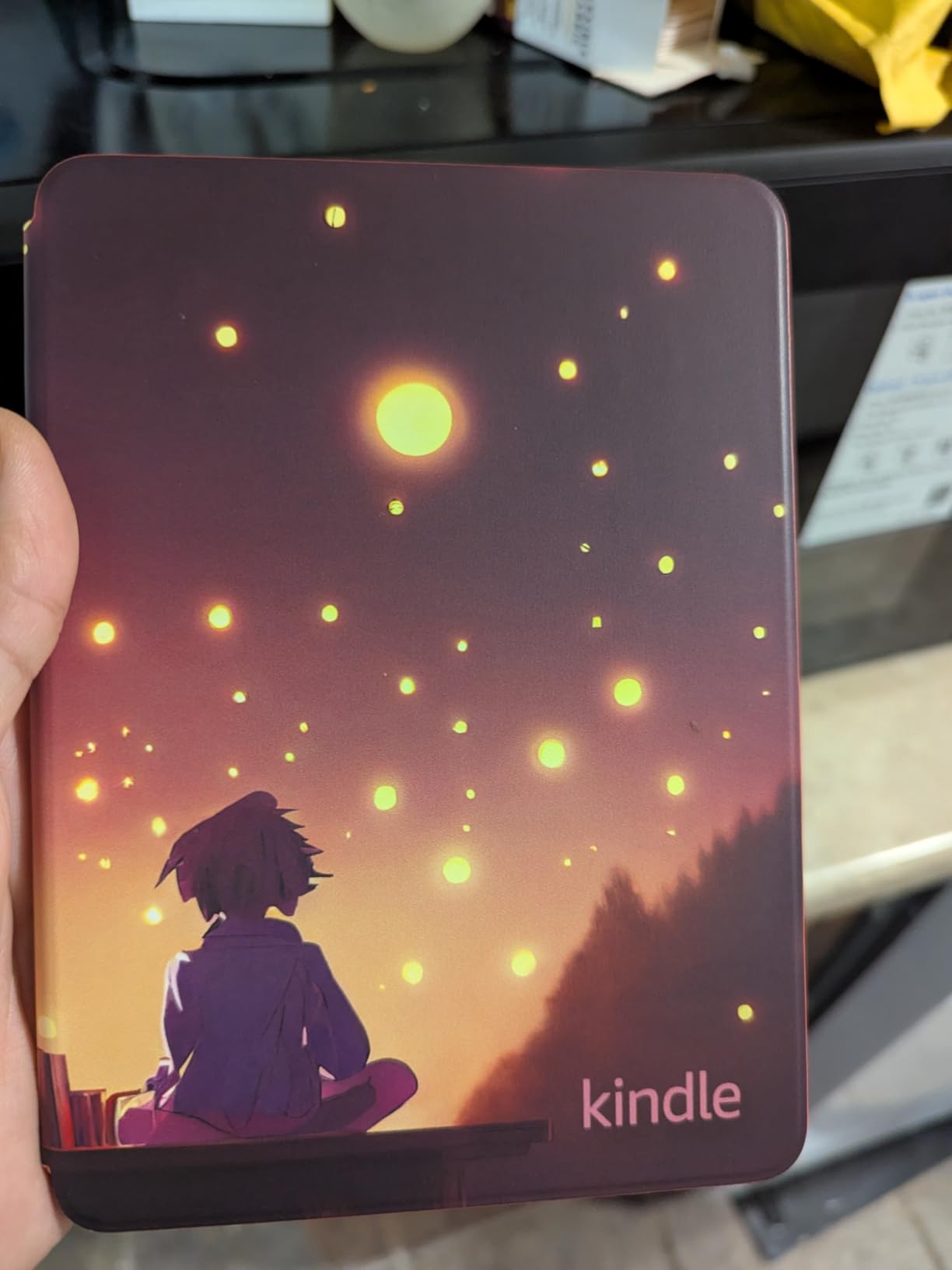 Amazon Kindle Colorsoft Kids 16 GB (newest model) – Lightweight, compact, and designed for reading—no apps, videos, or games. – with cover, Fantasy River customer photo 1