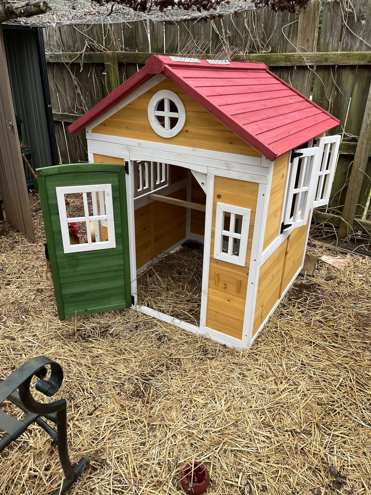 Outsunny Outdoor Kids Playhouse with Dutch Door for Toddlers 3-8 White customer photo 2