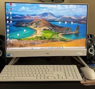 Dell 24 All-in-One customer photo 1