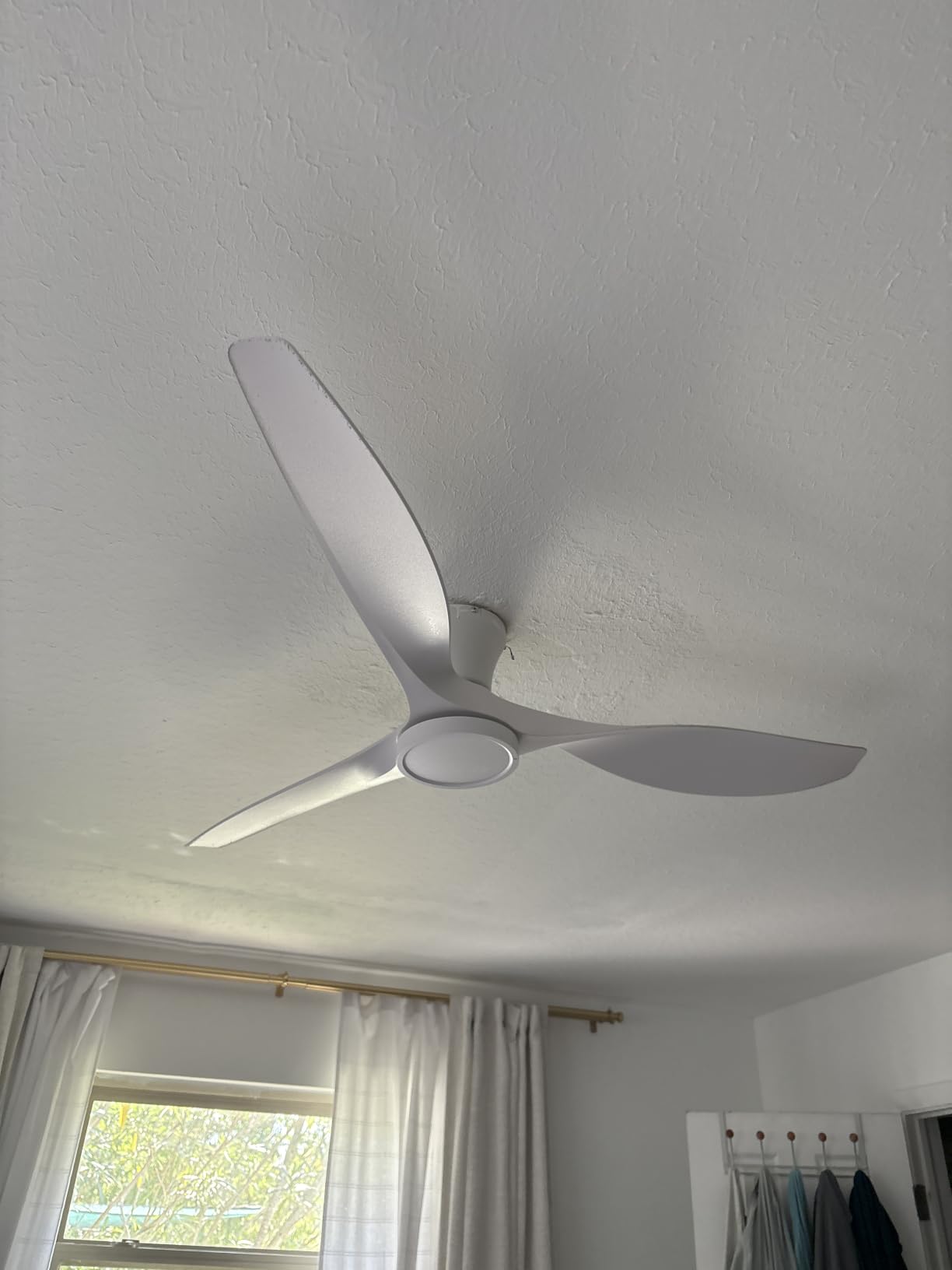 TALOYA 52 inch Smart Ceiling Fan,Low Profile Ceiling Fan with Light and Remote/App Control,Flush Mount, Quiet Reversible Motor for Living Room Bedroom Patio White customer photo 1