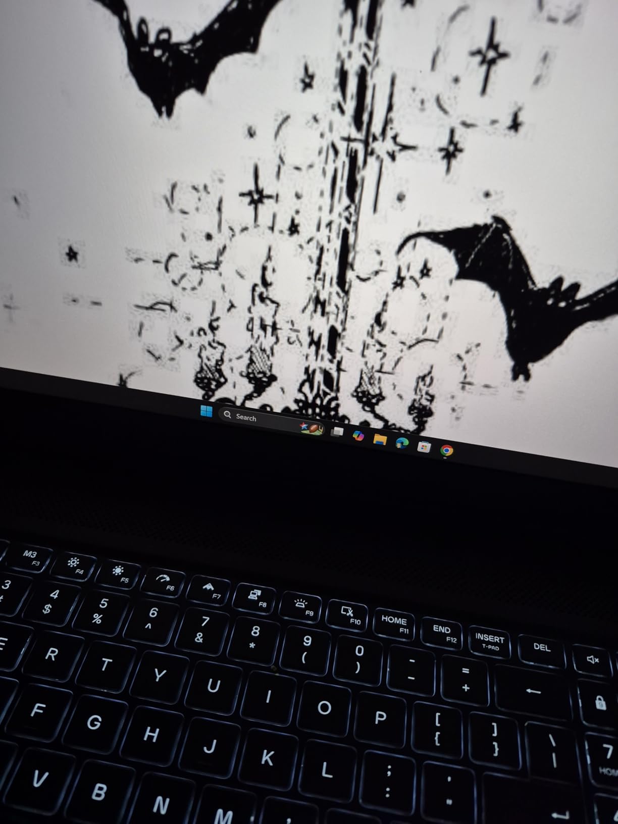 Alienware 16 Aurora Gaming Laptop, NVIDIA RTX 5060, Intel Core 7 240H customer photo 1