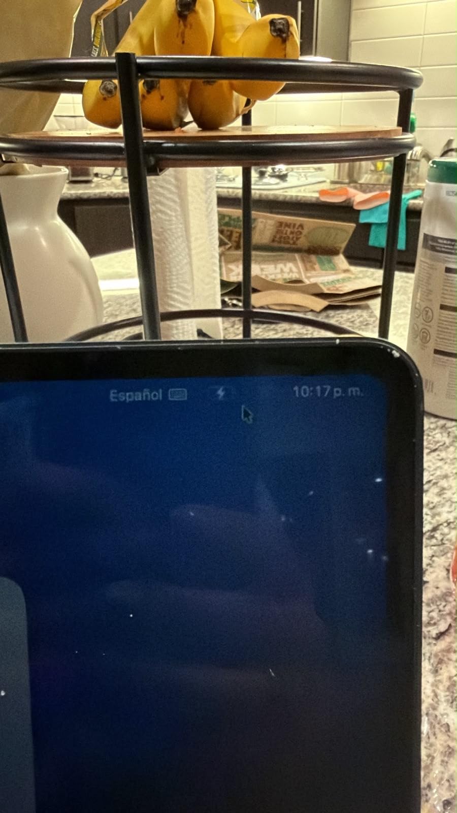 2025 Apple MacBook Air with Apple M4 Chip (13-inch, 16GB RAM, 256GB SSD Storage) Silver (Renewed) customer photo 1