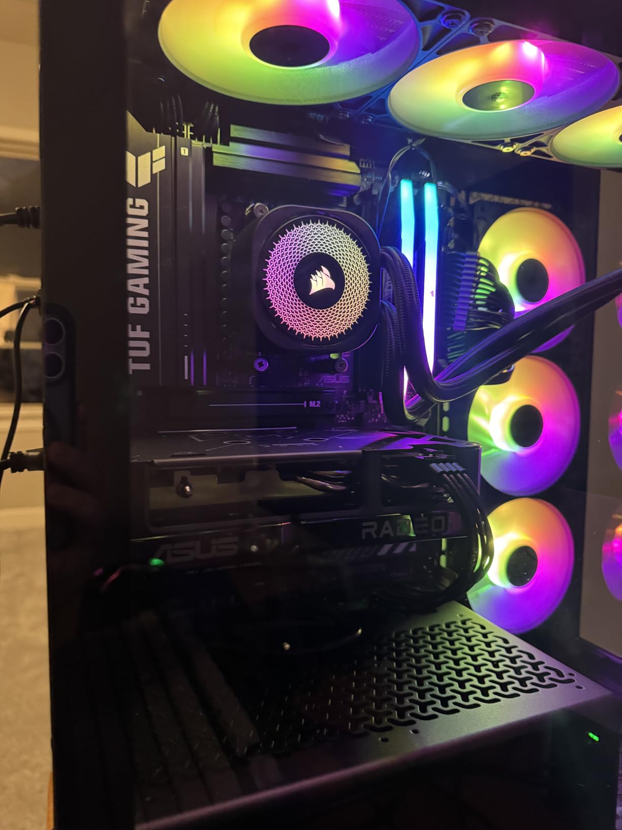 ASUS Dual RX 9060 XT 16GB customer photo 2