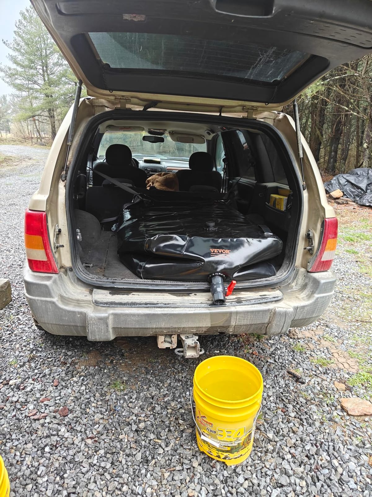 VEVOR Water Storage Bladder 264.2 Gallon Large Capacity Water Bag, Portable & Collapsible Soft Waters Container, Leakproof & Tear-Resistant PVC Emergency Waters Storage Tank for RV Truck & Outdoor Use customer photo 2