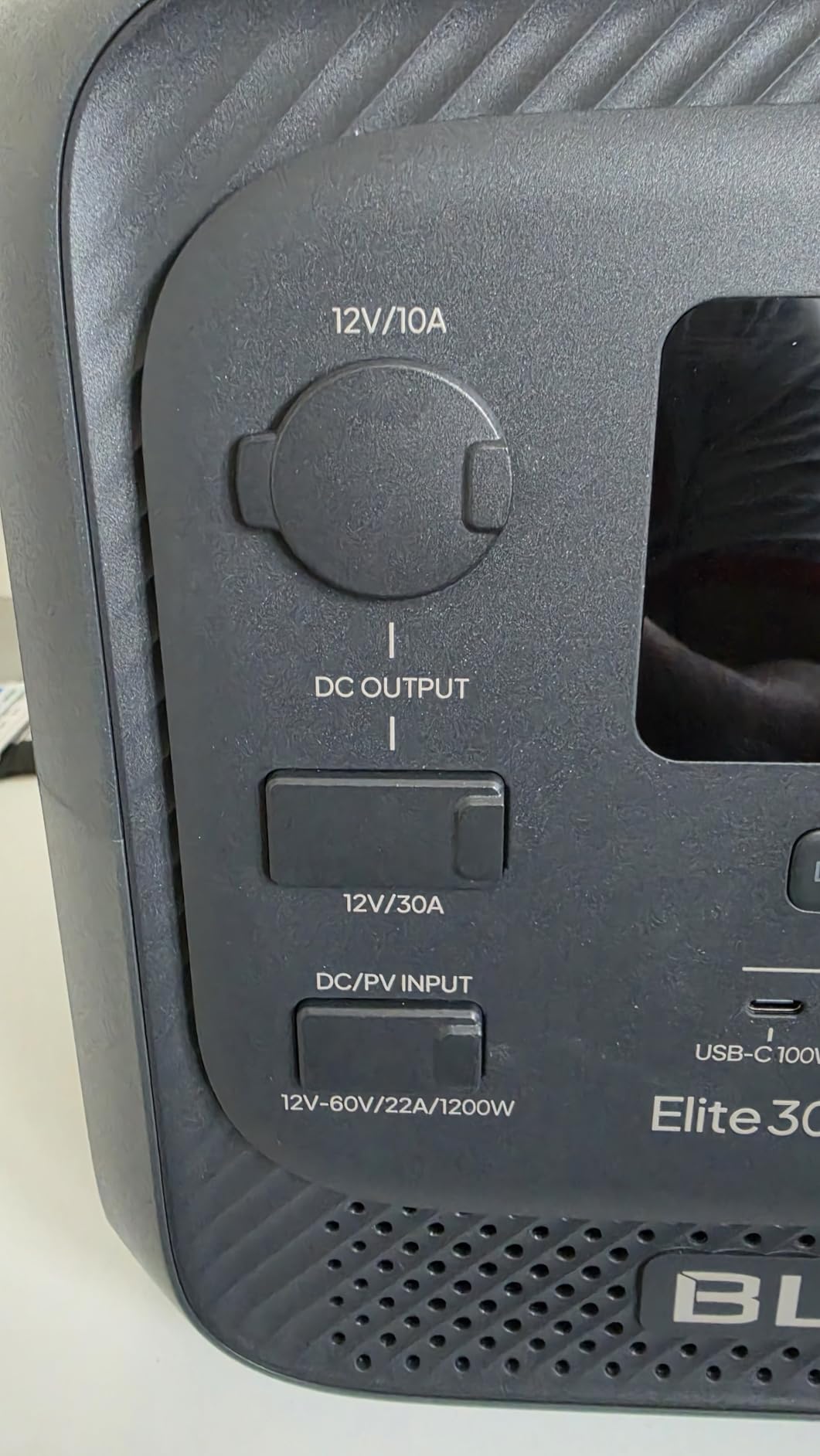 BLUETTI Elite 300 Portable Power Station for RV & Home Backup 3014.4Wh customer photo 2