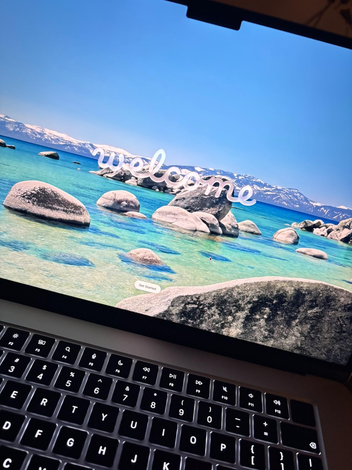 Apple 2026 MacBook Air 15-inch Laptop with M5 chip: Built for AI, 15.3-inch Liquid Retina Display, 16GB Unified Memory, 512GB SSD, 12MP Center Stage Camera, Touch ID, Wi-Fi 7; Sky Blue customer photo 2