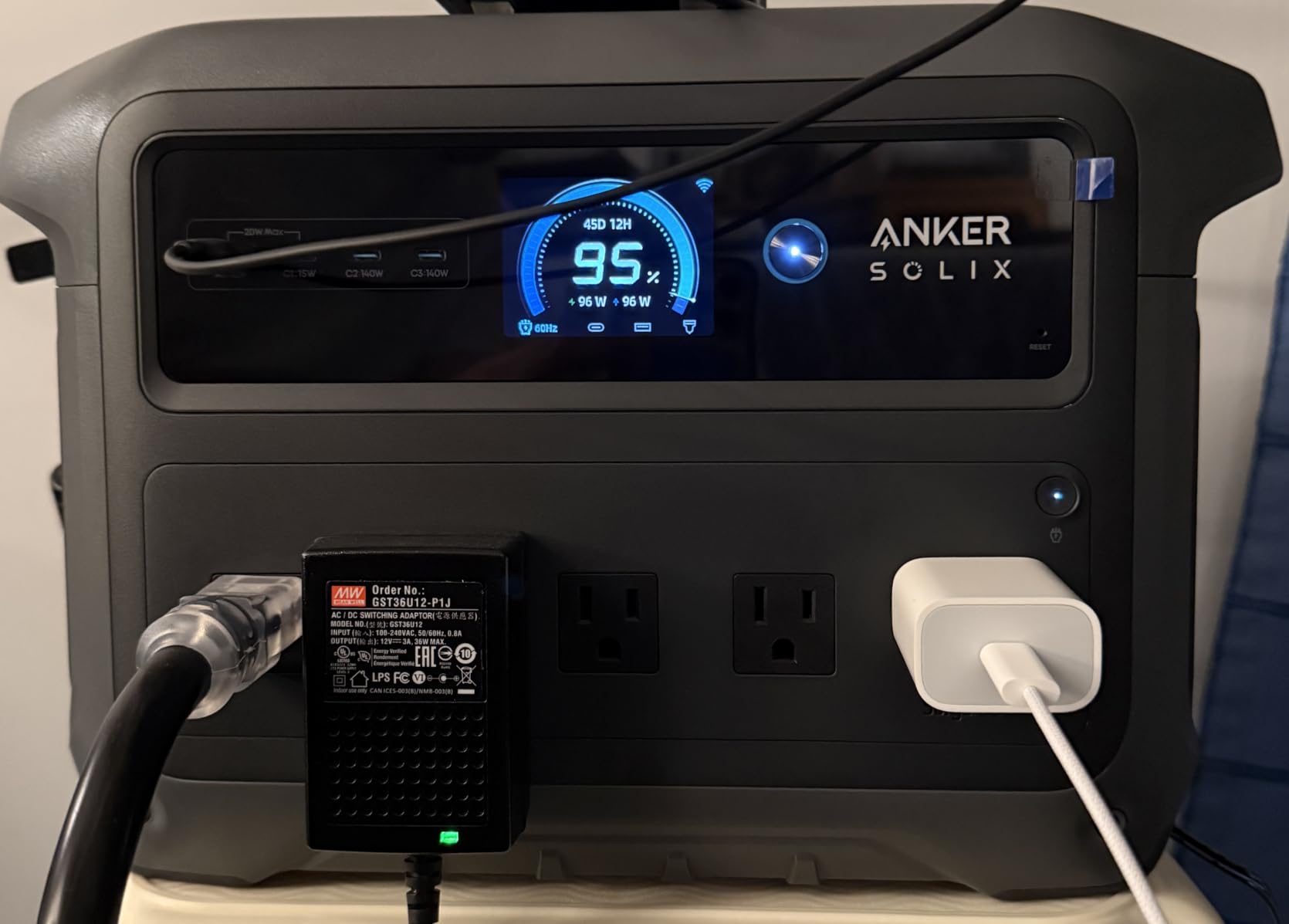 Anker SOLIX C1000 Gen 2 Portable Power Station with 100W Solar Panel customer photo 1