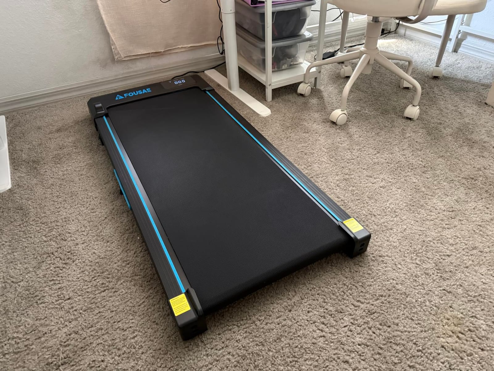 Walking Pad, FOUSAE 6.2MPH Under Desk Walking Pad with 10% Incline, Treadmills for Home with Double Frame, 2.75HP Brushless Drive Treadmill, 12 HIIT Programs, Remote Control, 350LBS Capacity customer photo 2